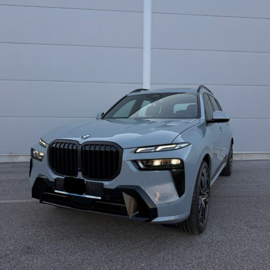 bmw-x7